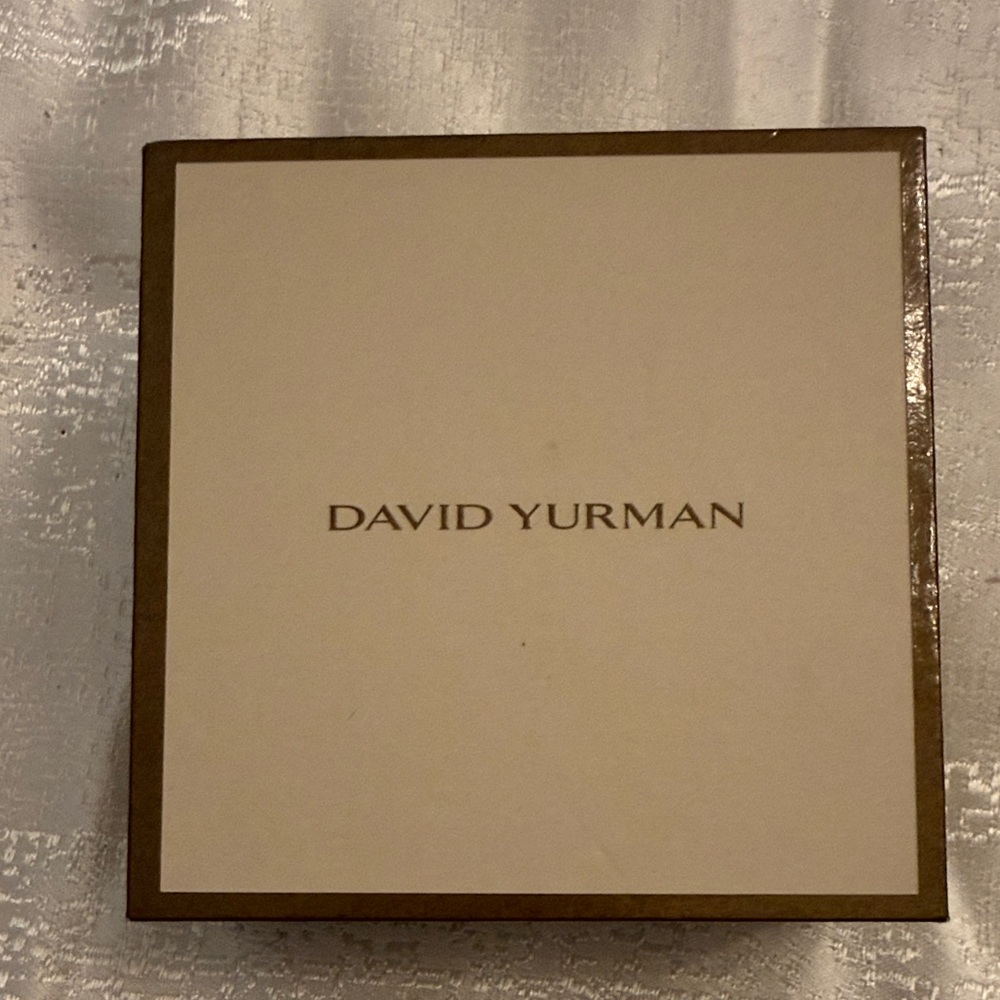 David Yurman Cream and Brown Branded Box